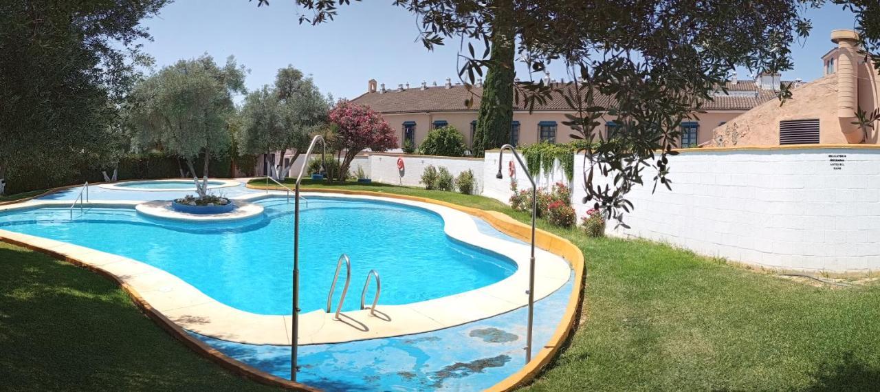 Sevilla Brisas Vip One Valencina De La Concepcion Exteriér fotografie